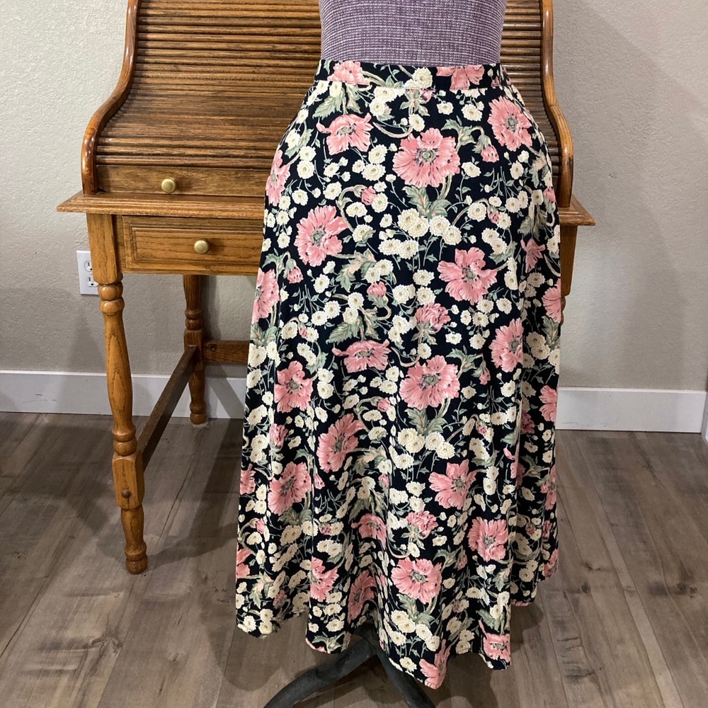 27-29” waist floral skirt
